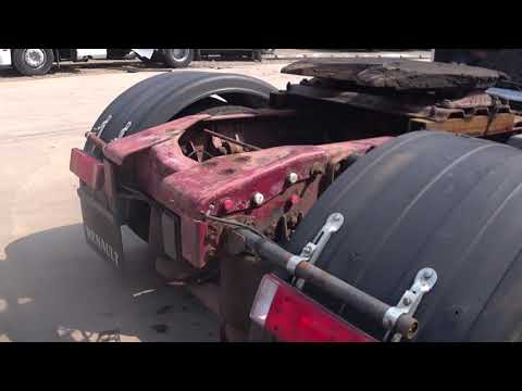 Renault AE 385 Magnum (2 CULASSE / POMPE MANUELLE /  BOITE MANUELLE) ID: 18265