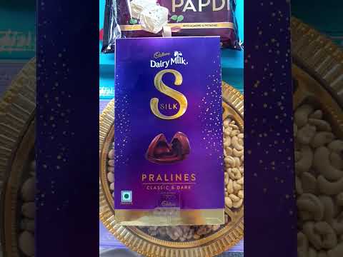 Cadbury  Silk..pralines ...classic & dark..rs.475 & rs.650..subscribe the channel please