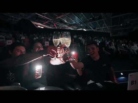 WAH: El show más espectacular del mundo 🤟🎹🌍✨