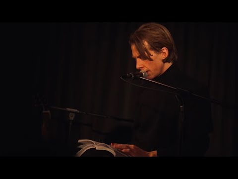 Gedanken zu „An die Nachgeborenen“ und „Wann könnt ihr endlich friedlich sein?“