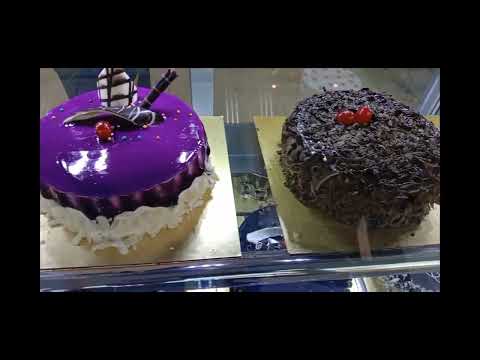 Vasant's visit to Iyengar's Cake of the day shop/ Bangalore Iyengar bakery shop !!!!