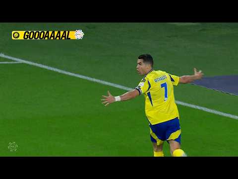 Cristiano Ronaldo SCORES the GOAL of the SEASON! 🤯