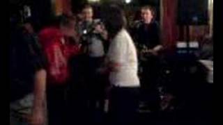 preview picture of video 'Crookhaven June 2006 Pub Evening'