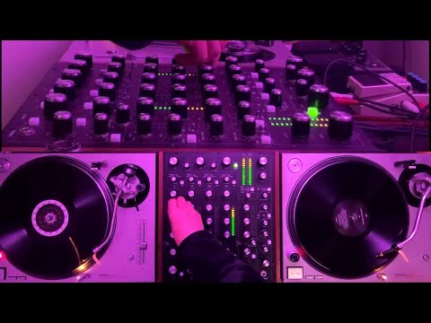 RoMinimal MicroHouse Deep House Live Mix Vinyl Only | Underground Vibez Live 2023.02.18