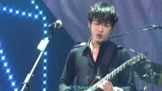 151025 CNBLUE Come Together in Seoul - HERO (정용화 Yonghwa focus)