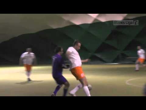 20.11.2014 III Biznes Liga C - TNT vs. Rolls-Royce