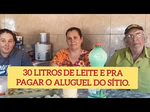 o Quinzinho paga o aluguel em leite e ainda matem as tradições da roça.