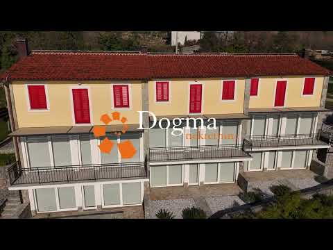 Premium kuća u nizu – bazen, garaža, podno grijanje