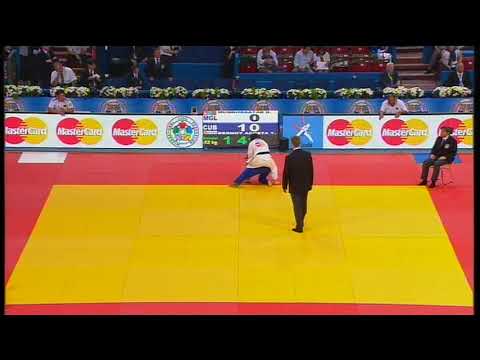 WCS 2011 52 MUNKHBAATAR Bundmaa MGL BERMOY ACOSTA Yanet CUB1