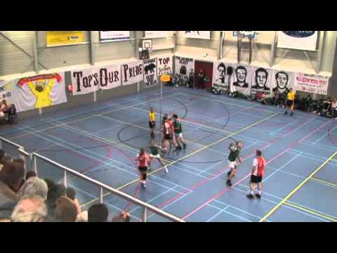 12-02-2011 TOP/wereldtickets.nl 1 - DVO 1 / Doelpunt Mick en Wim