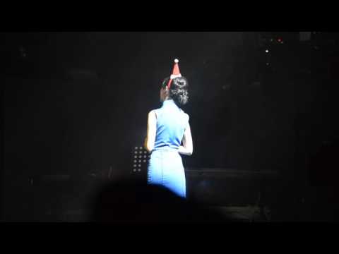 161216 IU(아이유) 24 Steps in Hong Kong IUHK 應援影片播放 IU反應感想