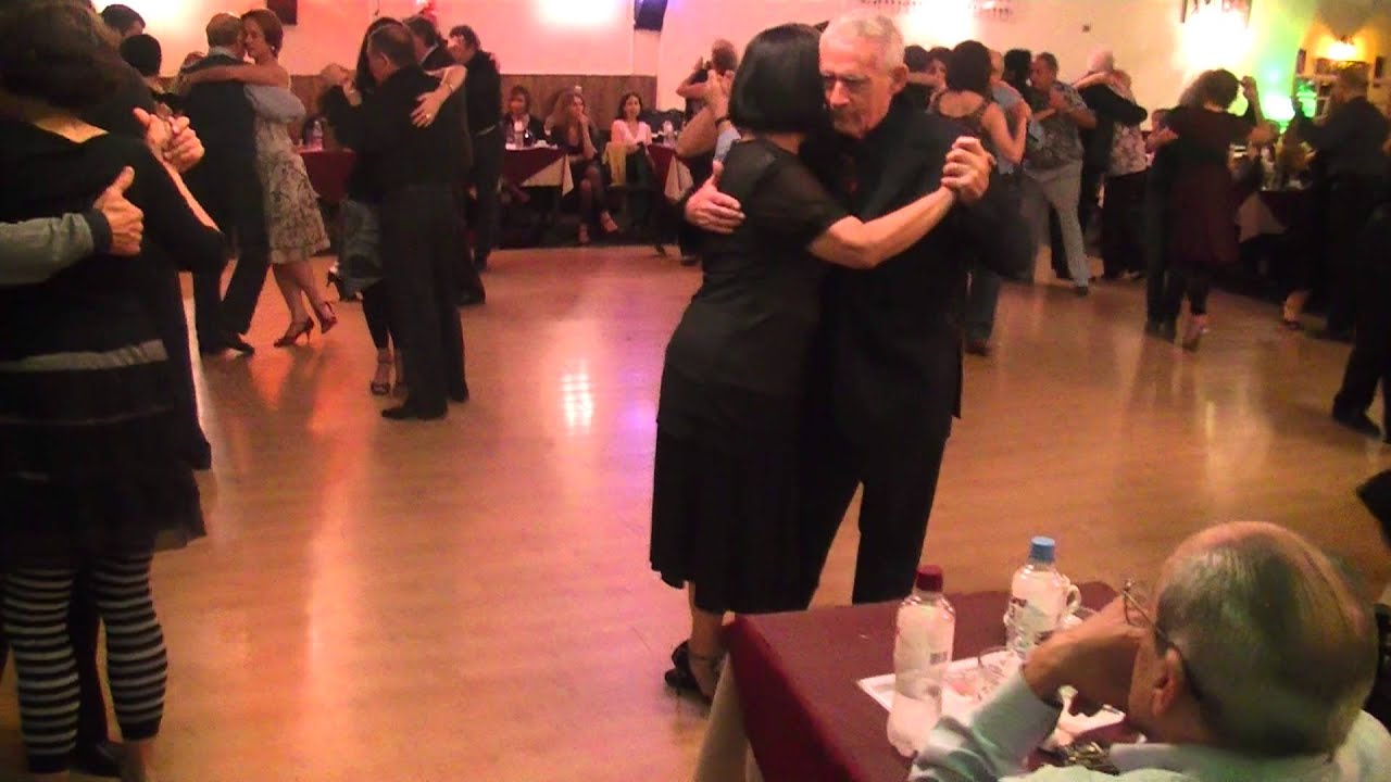 Alberto y Paulina bailan Pugliese