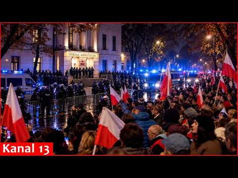 Police secure Poland's Constitutional Tribunal as protests ...