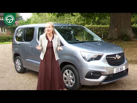 Vauxhall Combo E Life 2022 | FULL REVIEW Vauxhall Combo E LIFE | A RARE EV??