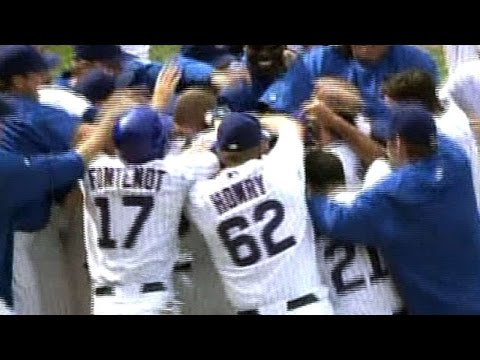 Aramis belts a walk-off homer for the Cubs