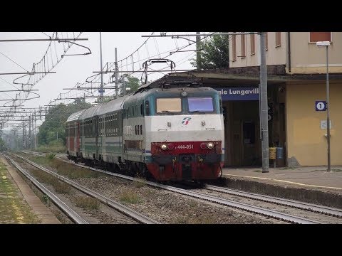 E444.051 + 2 vetture IntercityNotte + 1 vettura notte Thellö sull’INVIO Milano Centrale - Voghera