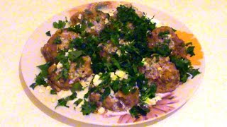 preview picture of video 'Мягкие тефтельки с рисом в томатном соусе. Soft meatballs with rice in tomato sauce.'