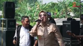 Download lagu Rich in Heart | Fina Permata Feat Adjie Andrian | Hajat Mr. Feralbhy Afrizal & Mrs. Faradilah Anjani mp3