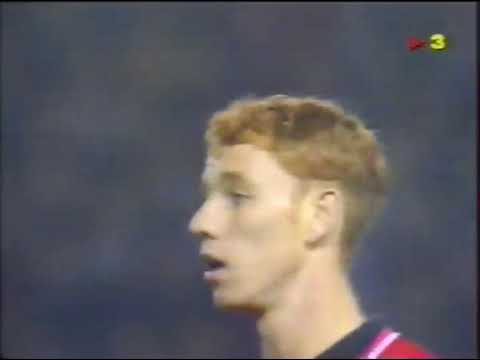 UCL 1994/95 Group Day 3 - Manchester United vs FC Barcelona
