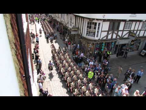 5 Scots marching into Canterbury Cathedral