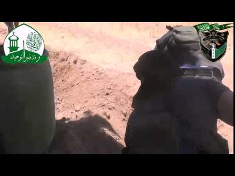 أعمال تدشيم وتحصين يقوم بها لواء بيارق الإسلام وفرقة فجر التوحيد على جبهة الطيبة وعين البيضة في ريف دمشق