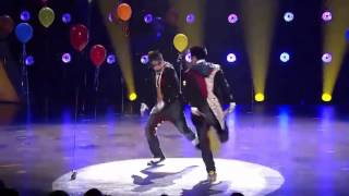 D-Trix Und Robert (SYTYCD) Tanzen Zu Scars Von Basement Jaxx