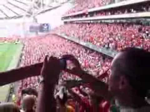 Celtic vs Liverpool - You'll Never Walk Alone (August 10th 2013)
