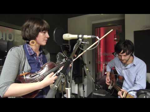"But I Want To" by Pirate Bride live at RadioEins Berlin
