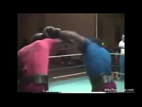 Rare. Mike Tyson  ( 17 Years old) sparring Jimmy Clark 1983