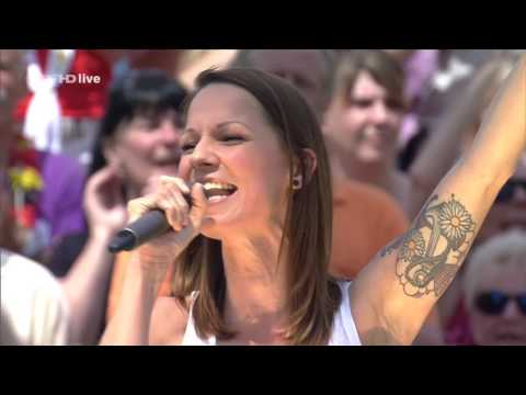 Christina Stürmer - Millionen Lichter - 500. Sendung ZDF Fernsehgarten 09.07.2017