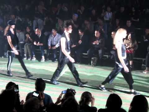 Y-3 Spring Summer 2011 runway finale NYC