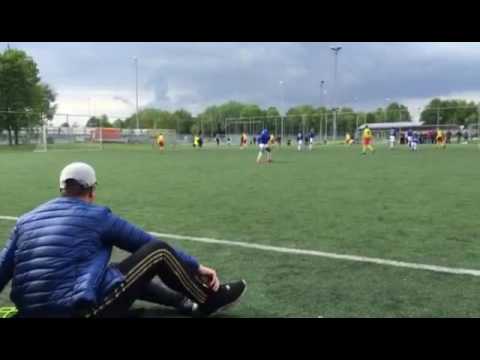 Dit hebben we nog nooit gezien.. De tegenstander uit hun concentratie halen!