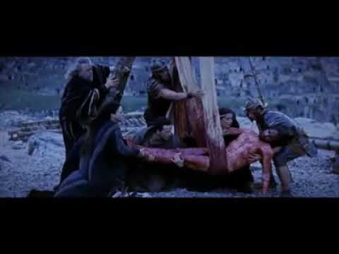 تحت الصليب تبكي العدرا بنحيب (تراتيل الجمعة العظيمة) Ta7t l salib