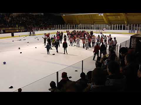 HC Strakonice - Český Krumlov 2018 rozhodujici najezd a oslavy