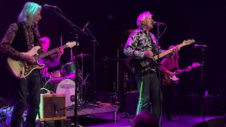Robyn Hitchcock/Lenny Kaye, “I Wanna Destroy You” (Soft Boys cover), Bowery Ballroom, NYC, 11/23/25