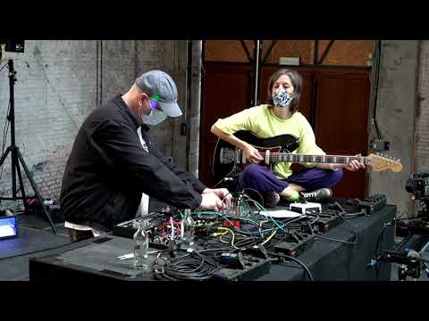 Support Your Brussels Scene | Listen! Festival: Lawrence Le Doux (live)