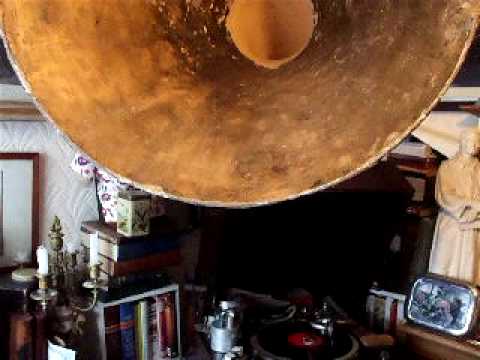 "D'Ye Ken John Peel ?" Sung by Emilio De Gorgoza