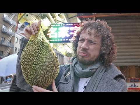 Probando la fruta que huele a BASURA! | Fruta más apestosa del mundo | Durian
