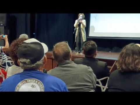 "Tatuagem em Flor", no 3ª Primavera Para-Ty.