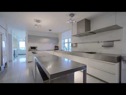 The Jills Zeder Group Presents 5801 Collins Ave #1200