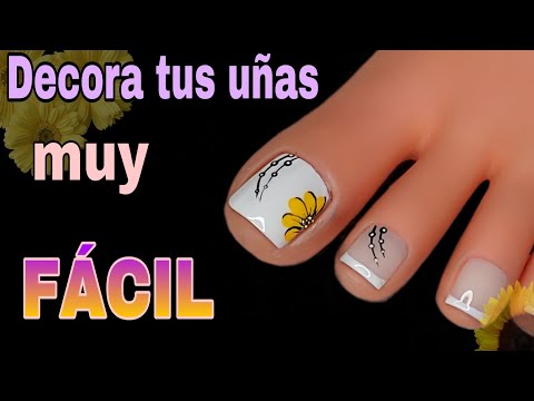 Diseño de uñas sencillas/uñas decoradas con flor amarilla 🌼🌻/Nail Art.