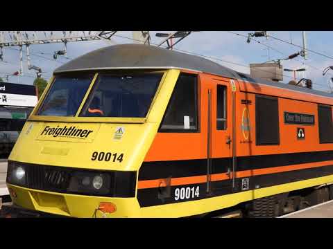 90014 and 90009 passing Stafford on a well loaded container train, 15-7-2021