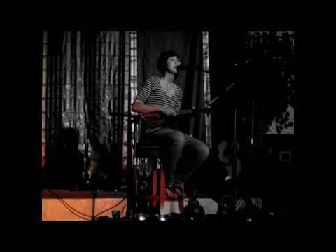 Emily Le - My Porch Top and My Haystack  (original)