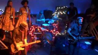 Doped Up Dollies on a One Way Ticket to B