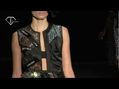 fashiontv | FTV.com - SAO PAULO FW S/S 2011 - FAUSE HATEN SHOW