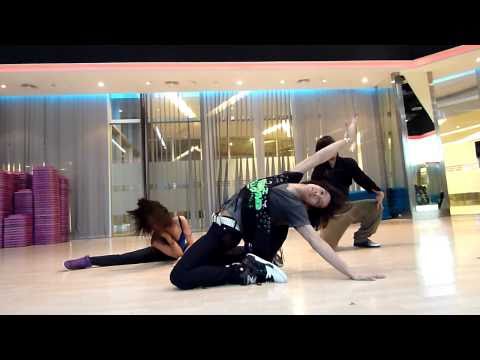 Yolanda Be Cool Vrs DCup - We No Speak Americano - dance choreo