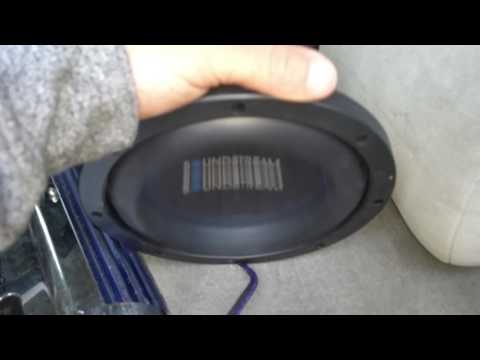 Soundstream Picasso 8" sub unboxing and flex