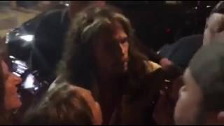 Steven Tyler sings with 14 year old Mara Justine