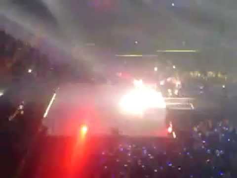 130602 SS5INA Day 2 - Eunhyuk can't stop dancing to Rockstar
