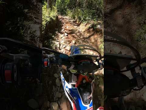 Be careful not to slip #enduro #hardenduro #offroad #shorts #short #youtubeshorts